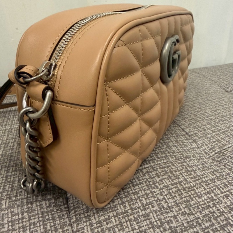 正品 Gucci二手近新Marmont奶茶銀釦拉鍊肩背/斜背包-4