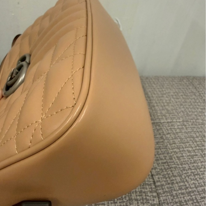 正品 Gucci二手近新Marmont奶茶銀釦拉鍊肩背/斜背包-12