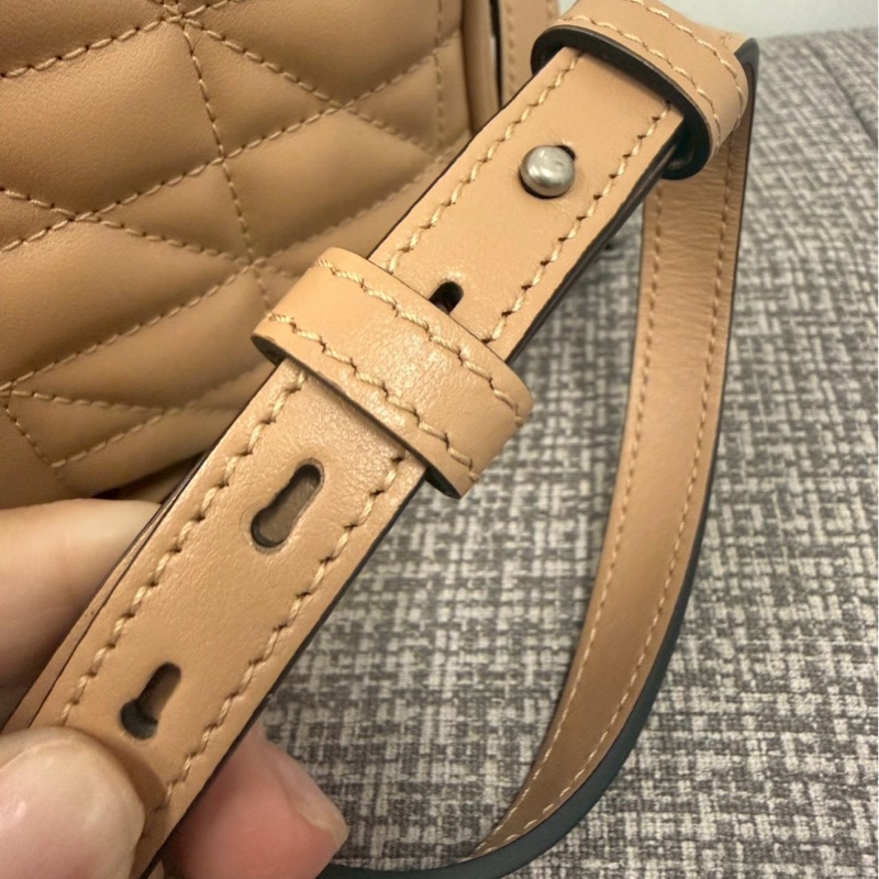 正品 Gucci二手近新Marmont奶茶銀釦拉鍊肩背/斜背包-18