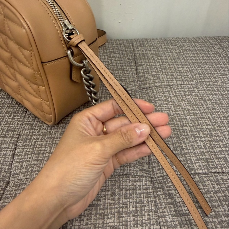 正品 Gucci二手近新Marmont奶茶銀釦拉鍊肩背/斜背包-20