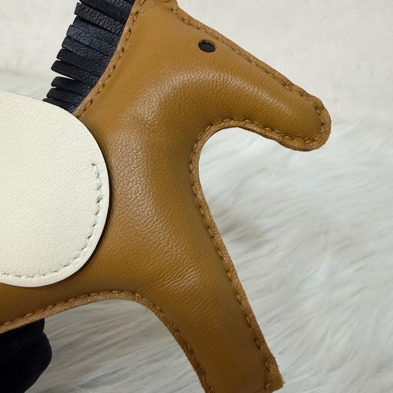 HERMES RODEO PEGASE MM BIRKIN KELLY 咖啡色白色黑色 小馬 馬 飛馬 吊飾 掛飾-4