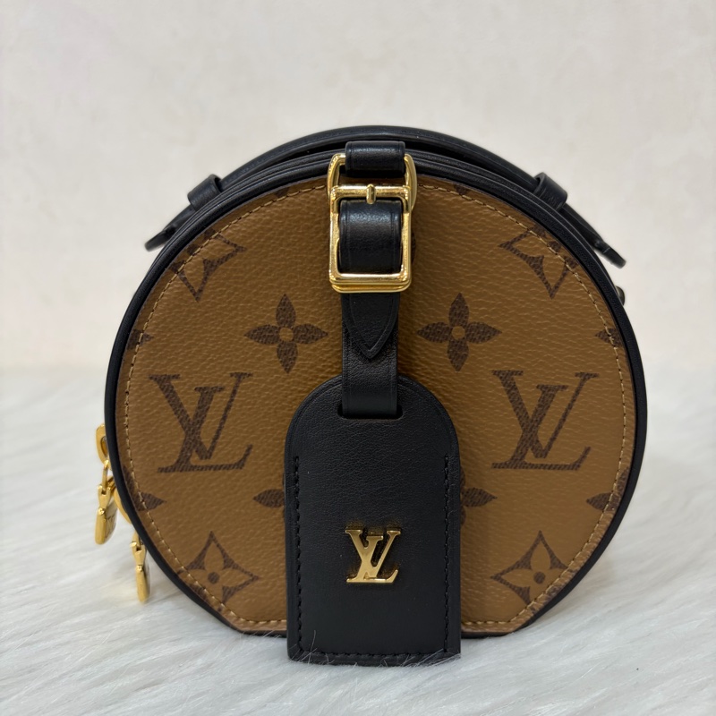 LV M83614 黑皮 原花 Mini Boîte Chapeau 圓餅 手提包 斜背包-0