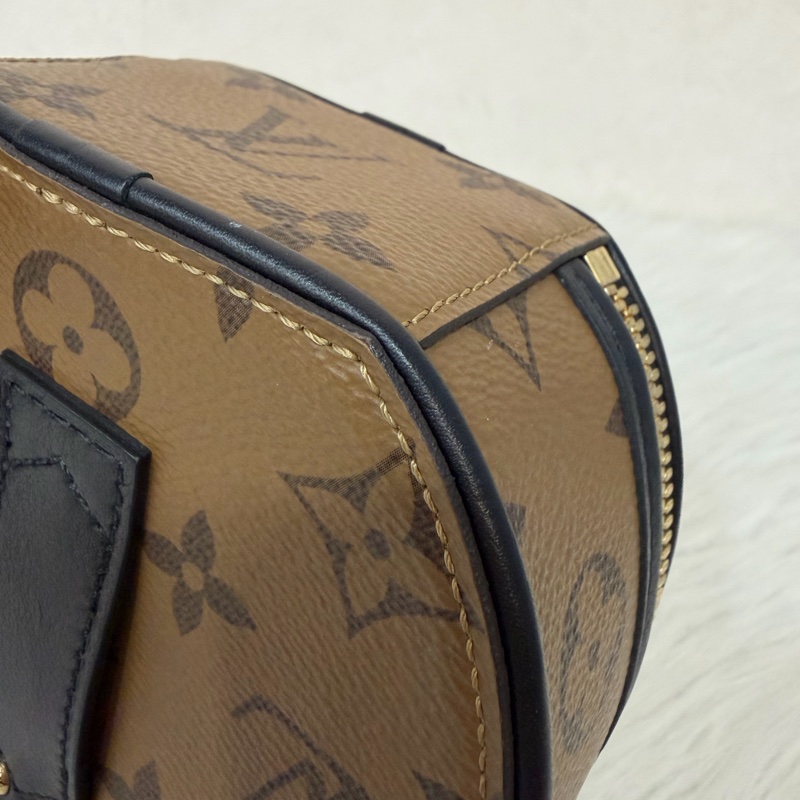 LV M83614 黑皮 原花 Mini Boîte Chapeau 圓餅 手提包 斜背包-24
