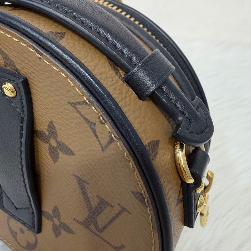 LV M83614 黑皮 原花 Mini Boîte Chapeau 圓餅 手提包 斜背包-28