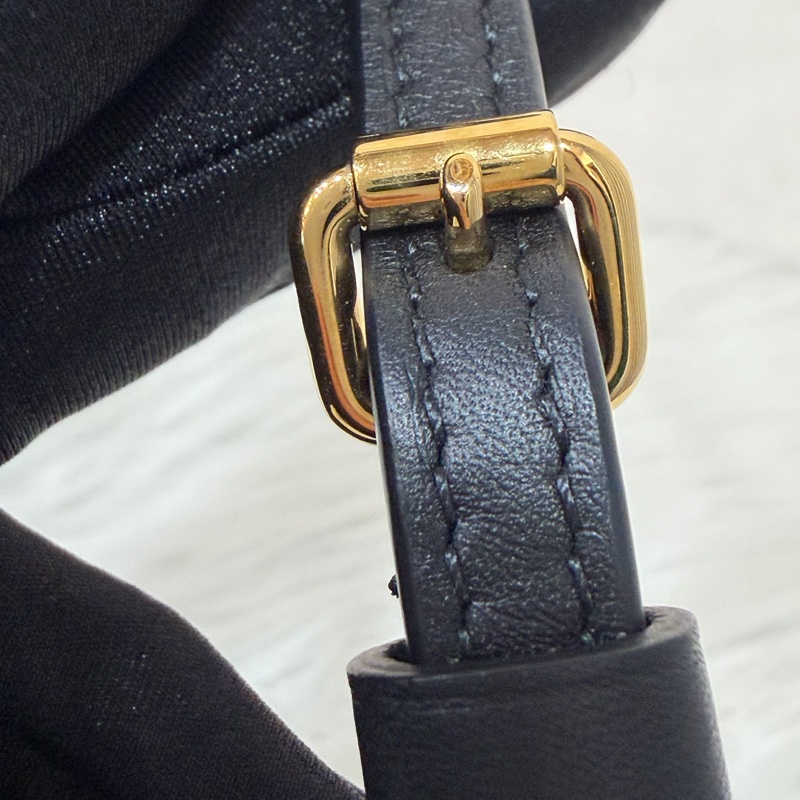 LV M83614 黑皮 原花 Mini Boîte Chapeau 圓餅 手提包 斜背包-46