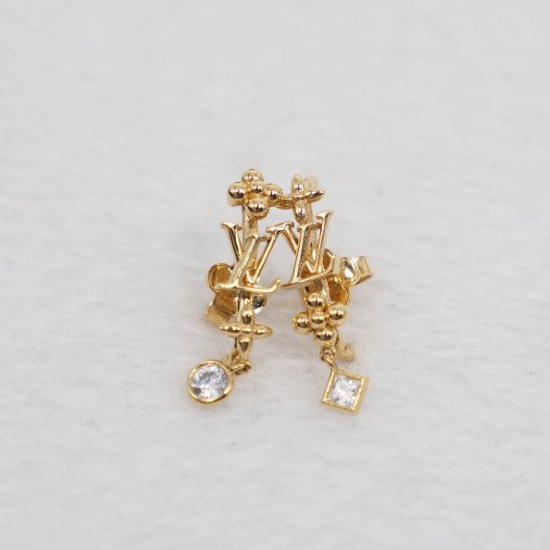 LV 金色吊墜耳環-0