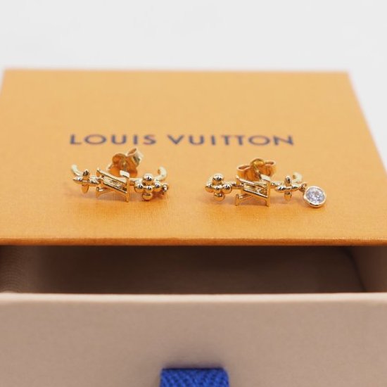 LV 金色吊墜耳環-6