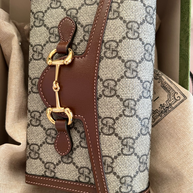 Gucci 方盒斜背小包-0