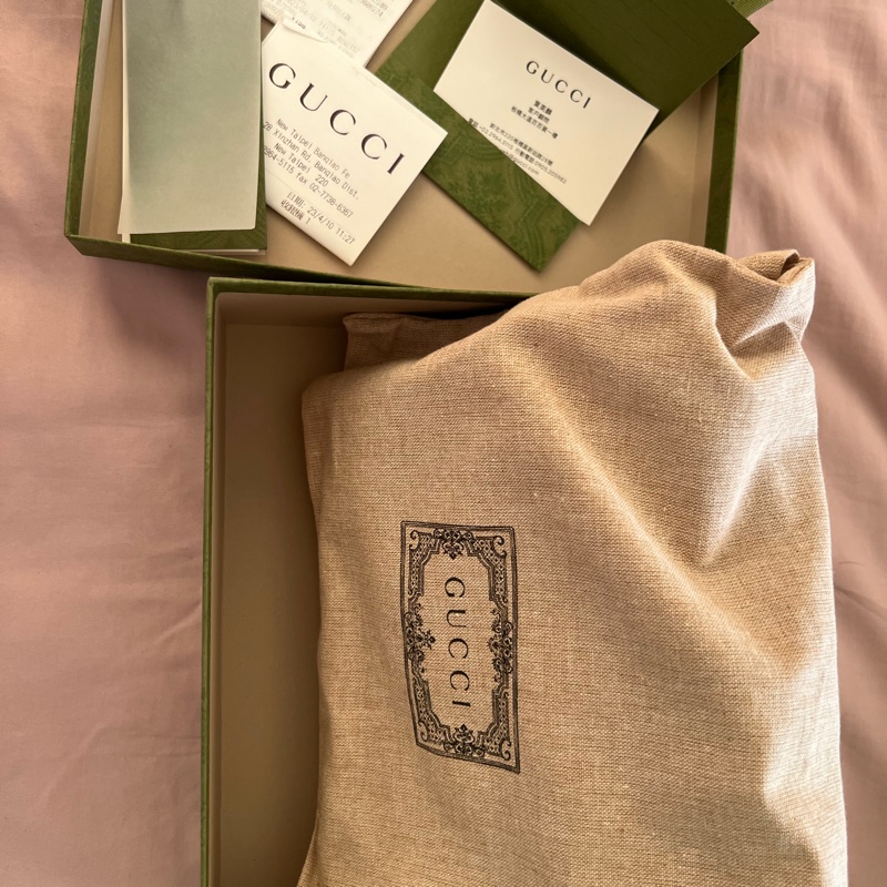 Gucci 方盒斜背小包-2
