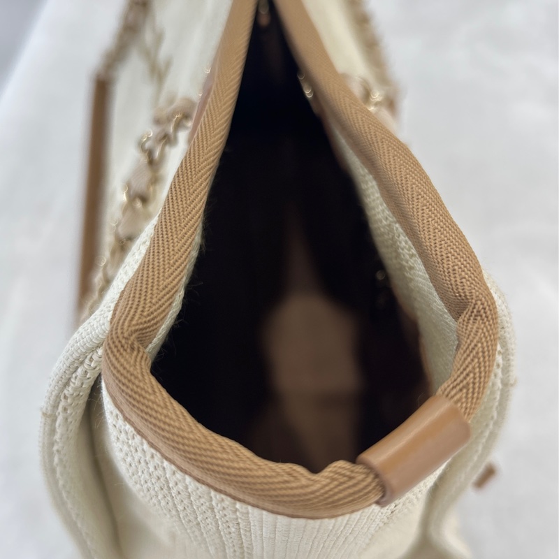 Chanel A67001奶茶色小款沙灘包(29開)-6