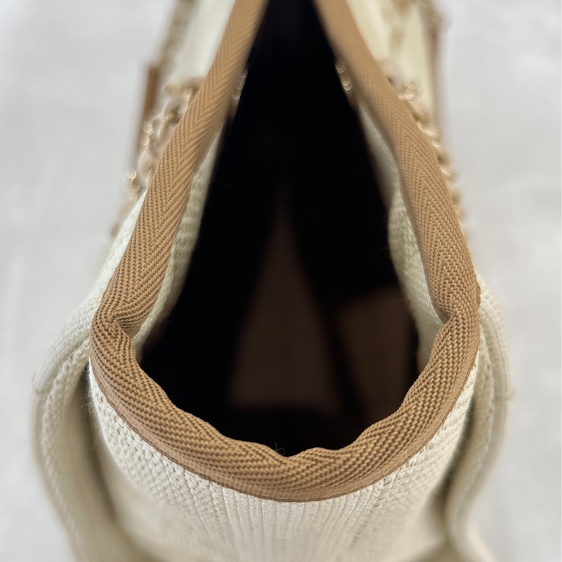 Chanel A67001奶茶色小款沙灘包(29開)-7