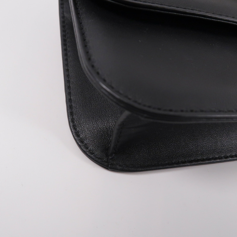 Valentino 牛皮皮革Rockstud Glam Lock鏈帶肩背袋-9
