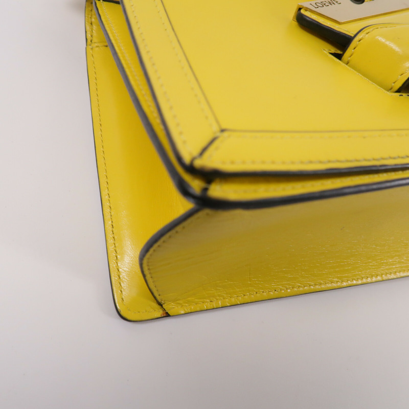 LOEWE 牛皮皮革Barcelona Bag肩背袋-10
