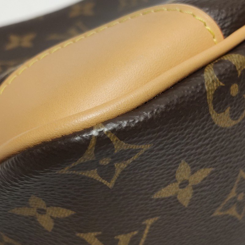 Louis Vuitton (LV) Boulogne小號植鞣革Monogram印花弧形包口牛角包單肩包芯片款-25