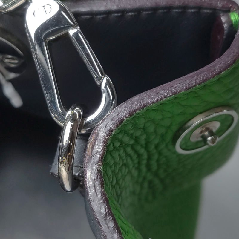 Dior Diorissimo迷你牛皮純色Dior字母吊飾斜背包單肩包-22