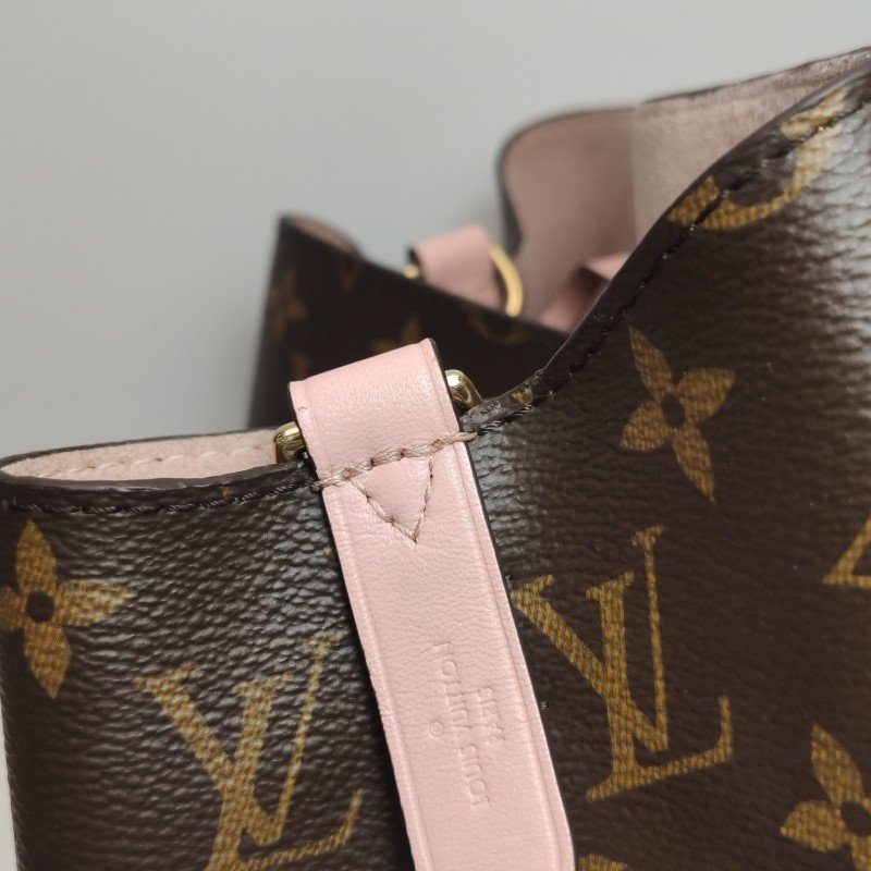 Louis Vuitton (LV) NÉONOÉ中型牛皮Monogram印花抽繩肩背包-15