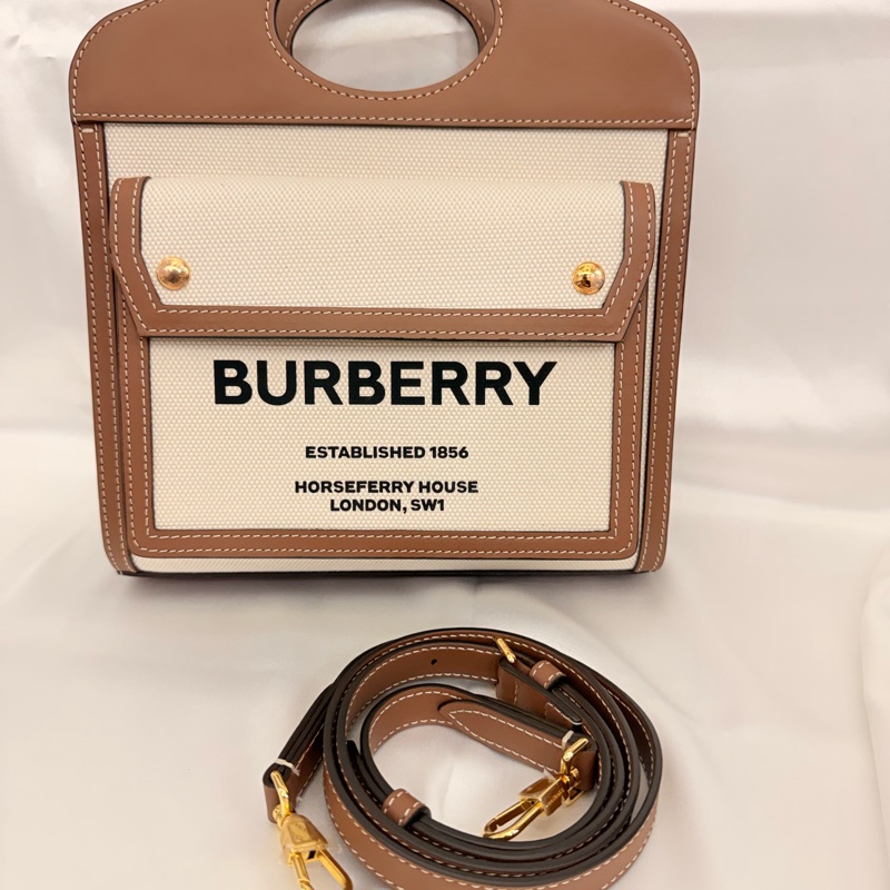 Burberry 牛皮拼帆布 mini pocket斜背包-2