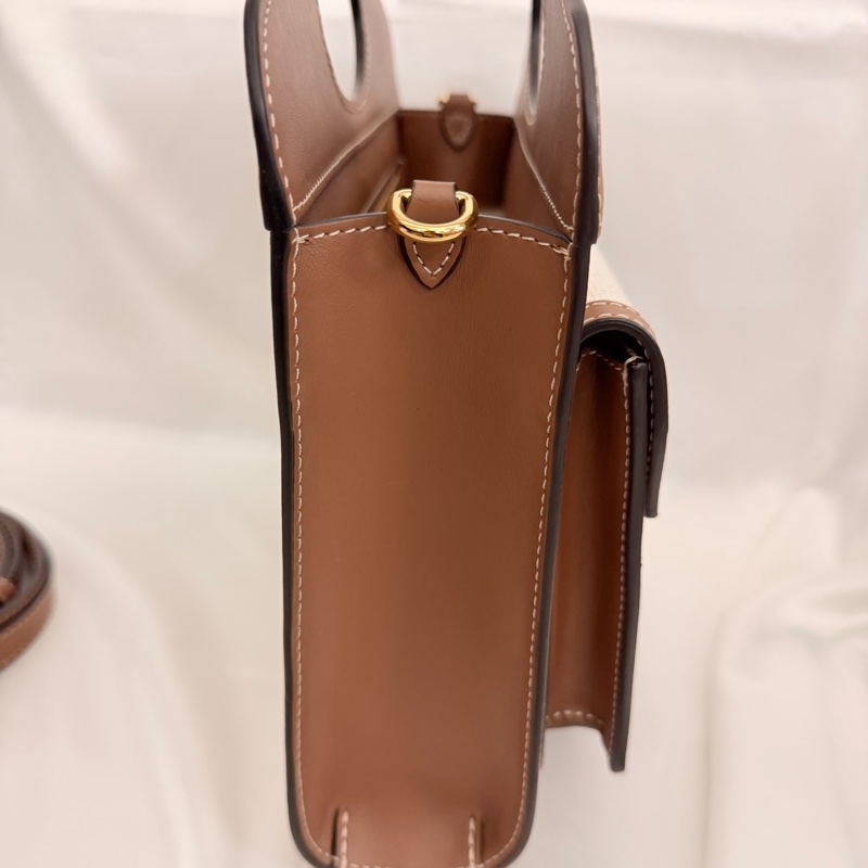 Burberry 牛皮拼帆布 mini pocket斜背包-13