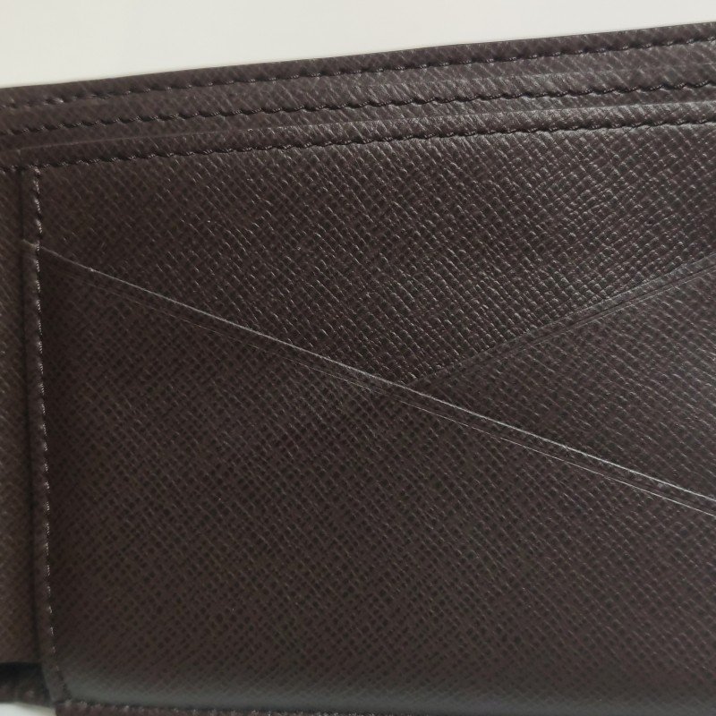 Louis Vuitton (LV) Tyler聯名款Multiple牛皮拼色老花對折錢包晶片款-8