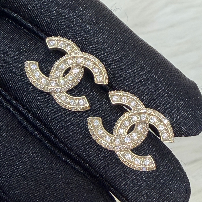 CHANEL A86504 香奈兒金色雙C 雙層雙排水鑽 LOGO 小香立體螺旋 耳環 耳針-6