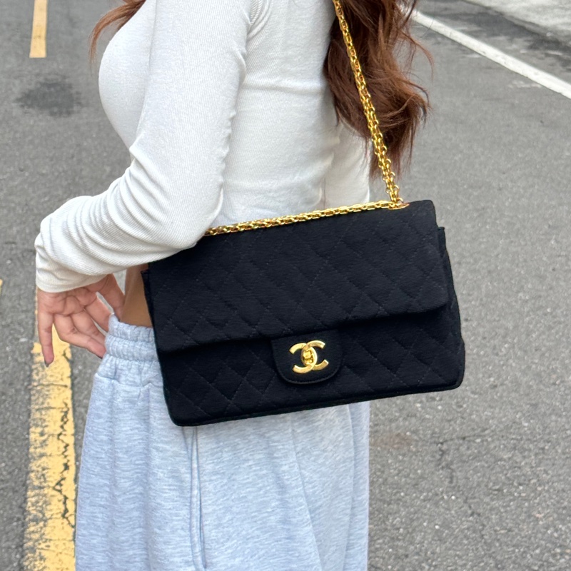 (超級新🆕) CHANEL CF25 經典雙翻蓋 黑金肩背包 【專櫃386,300】-15