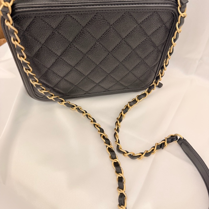 Chanel Vanity case 黑荔枝皮斜背包-54