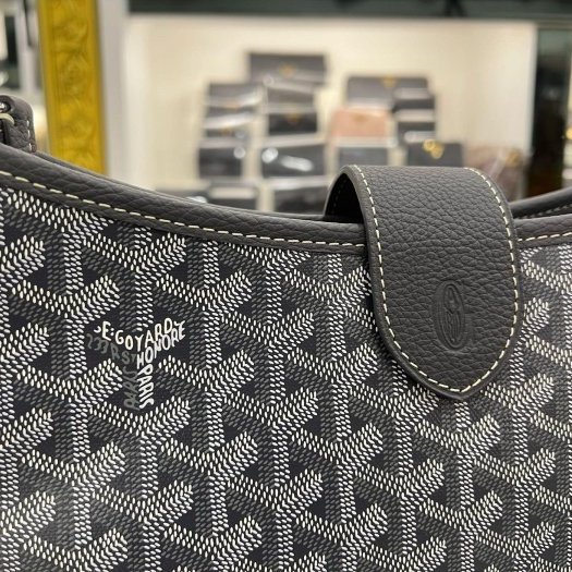 東區正精品㊣GOYARD MUSETTE 全新灰色圖騰手工繪製斜背包肩背包RZ6434-2