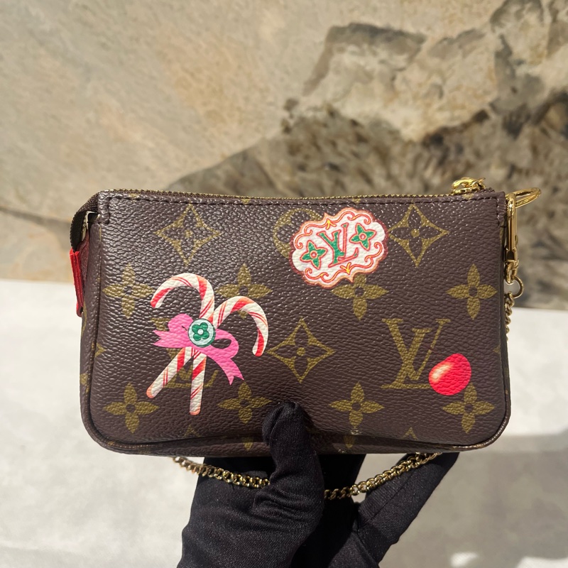 Louis Vuitton Vivienne Xmas季節款小化妝包 限定款-2
