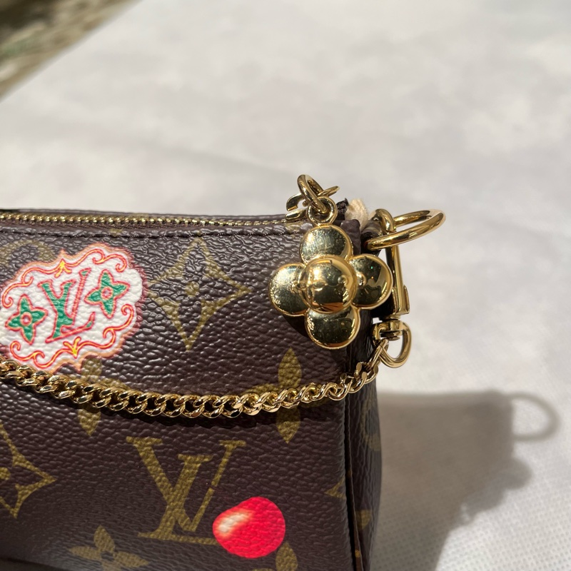 Louis Vuitton Vivienne Xmas季節款小化妝包 限定款-8