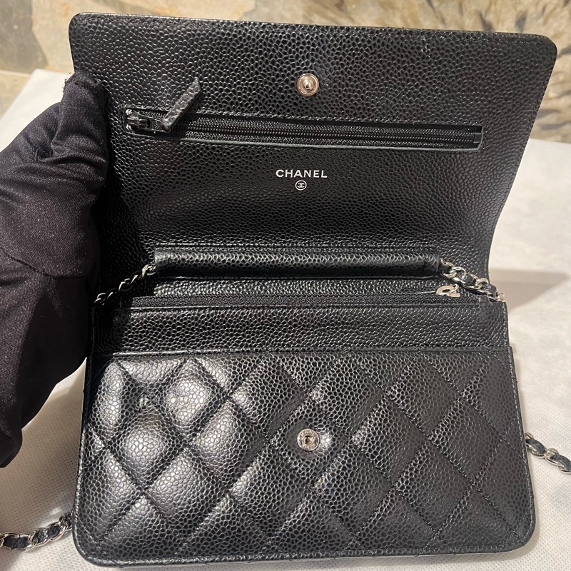 Chanel 黑銀釦式WOC-7
