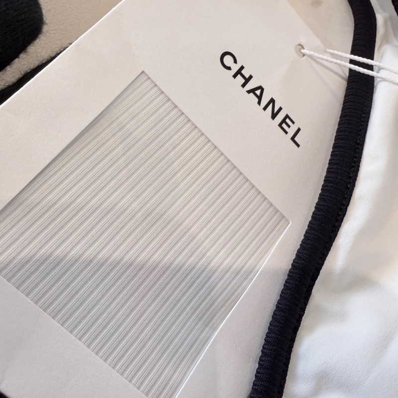 全新✨Chanel✨Jennie同款秀上款正反兩穿泳裝外搭泳衣比基尼-16