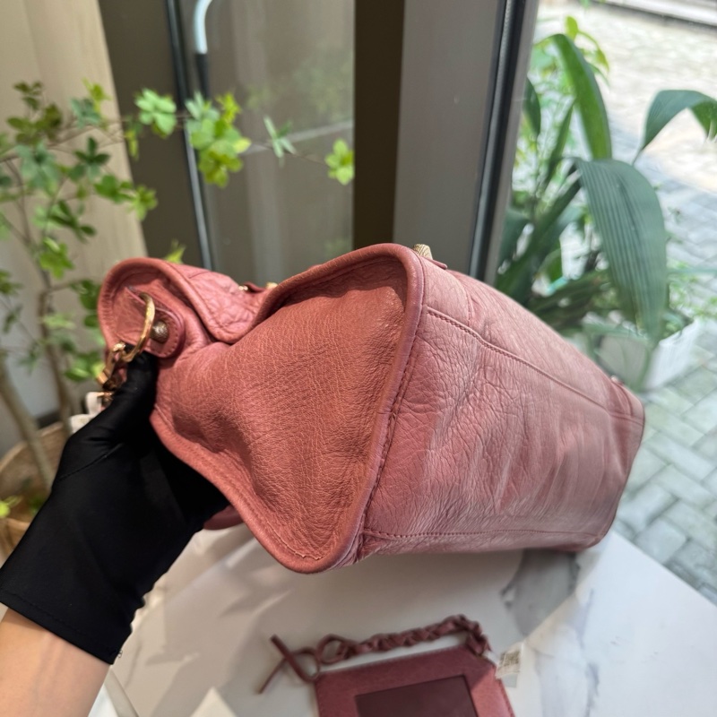 99新Balenciaga巴黎世家 機車包 中號 粉色 油蠟皮 手提包單肩包斜背包 底長37cm ❤️正品-4