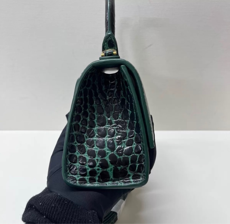 Balenciaga xs hourglass 沙漏包 金属B标志可拆卸肩带翻盖开合 鳄鱼纹压印牛皮革 单肩斜挎手提包-2