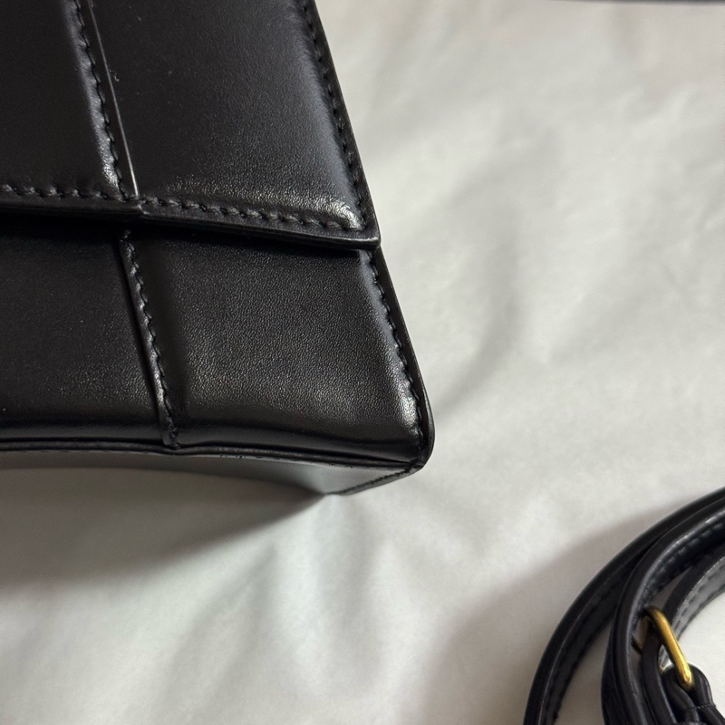 Balenciaga巴黎世家黑金牛皮hourglass沙漏包xs 手提單肩斜挎包金扣-9