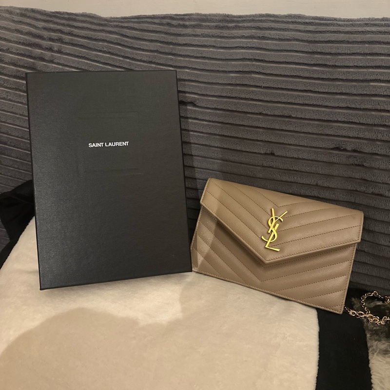 YSL經典奶茶信封包🤍✨-3