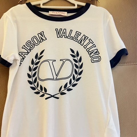 Valentino短袖s碼