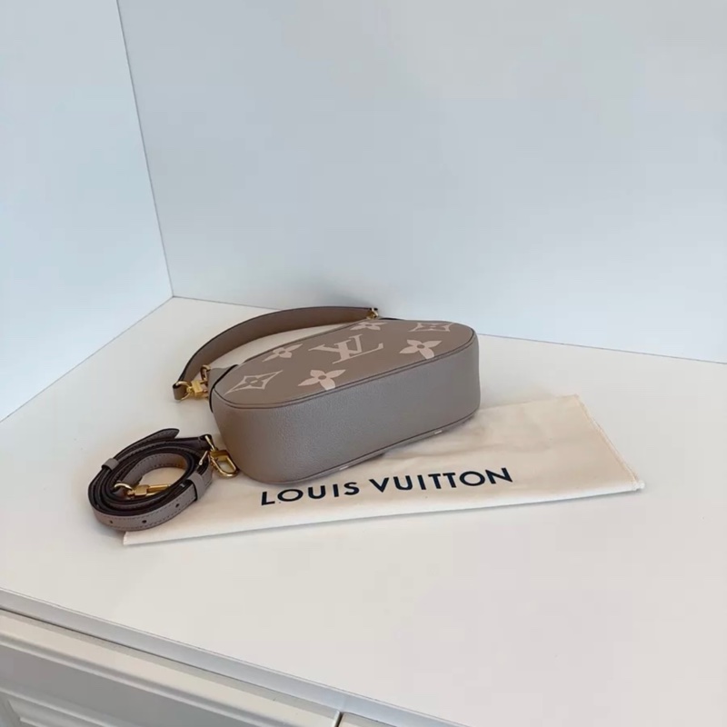 LV/Louis Vuitton Bagatelle牛皮压纹斜挎包 芯片款-2