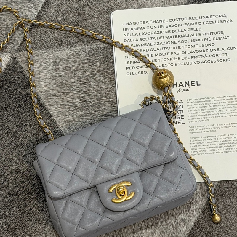 CHANEL灰色金釦金球方胖/晶片-0