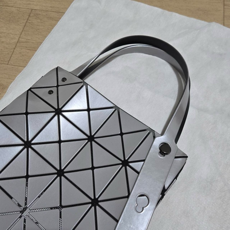 Issey Miyake 三宅一生 Bao Bao大號結晶鑽石包 銀灰色-3