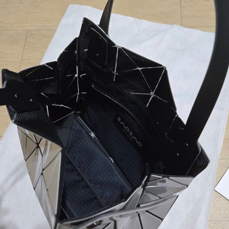 Issey Miyake 三宅一生 Bao Bao大號結晶鑽石包 銀灰色-5