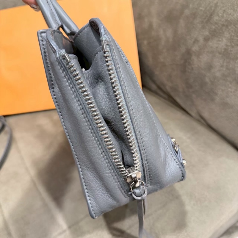 BALENCIAGA Mini Zip Papier 小羊皮手提斜背兩用包-16