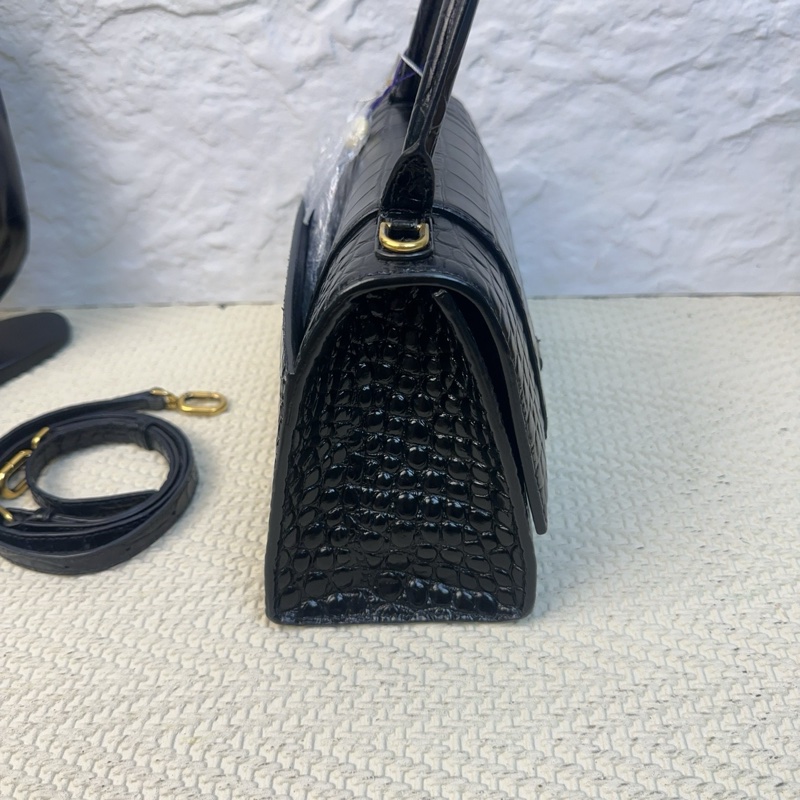 Balenciaga巴黎世家 黑金沙漏單肩斜挎包 S碼 尺寸:23*15*10-2