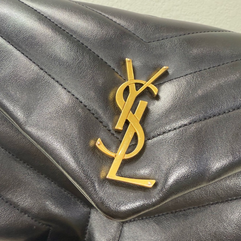 YSL 聖羅蘭 方胖子 黑金 小號 鏈條包 尺寸：24×8cm-9