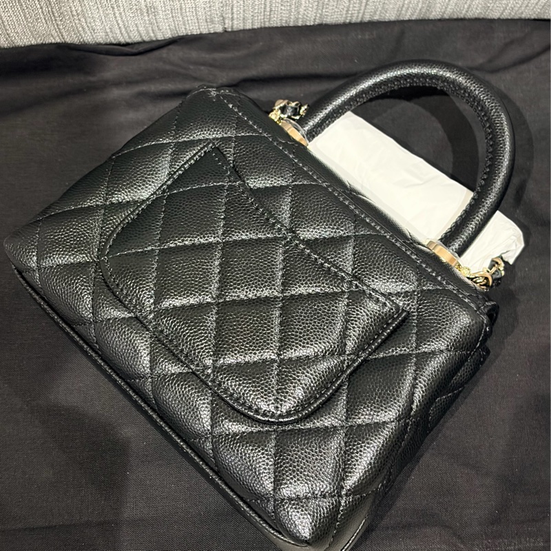 Chanel Coco Handle Nano 黑金-2