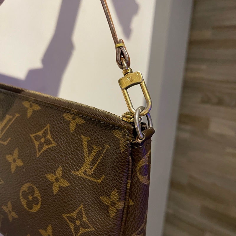 22弄」Louis Vuitton vintage M51980 大麻將包 麻將包 老包 古董 小包 斜背包 腋下包 肩背包-13