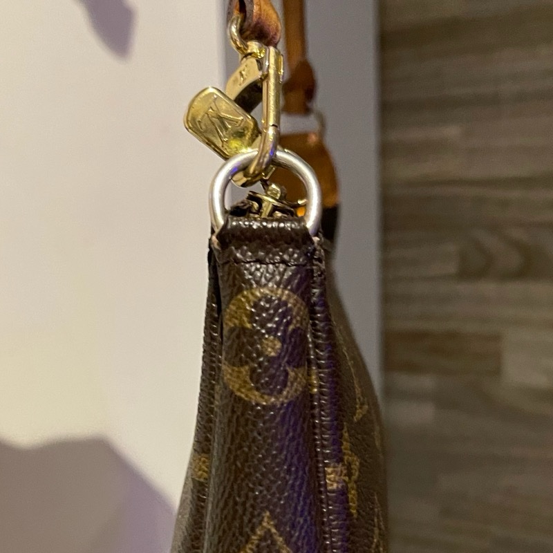 22弄」Louis Vuitton vintage M51980 大麻將包 麻將包 老包 古董 小包 斜背包 腋下包 肩背包-21