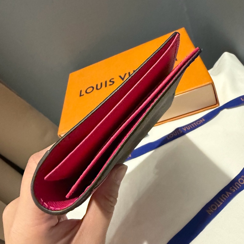 Louis Vuitton LV老花拚皮 Colormania系列牛皮護照套 護照夾-7