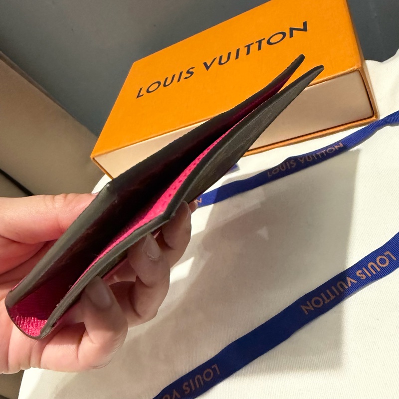 Louis Vuitton LV老花拚皮 Colormania系列牛皮護照套 護照夾-17