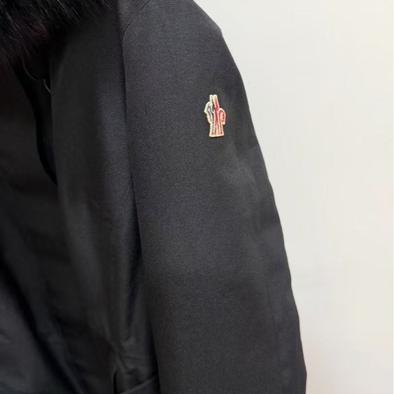 Moncler Grenoble Laplance 黑色羽绒滑雪夹克-8