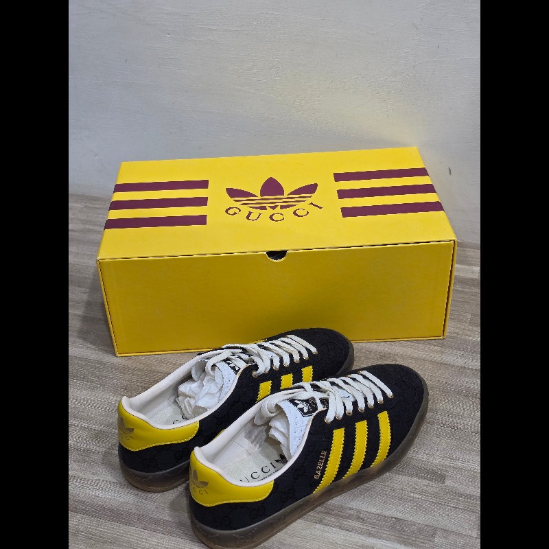 ✨️gucci x adidas gazelle 黑黃-3